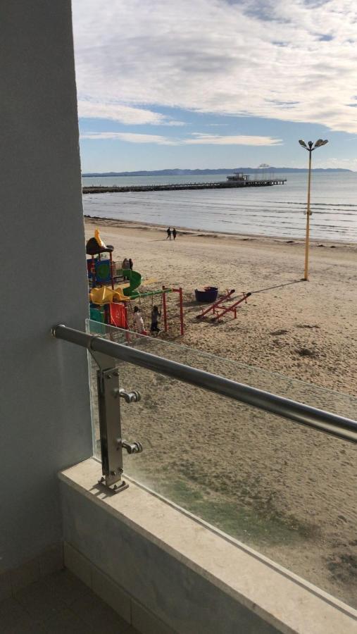 Sea View-Apartment On The Beach - Durrs2 ดูร์เรส ภายนอก รูปภาพ