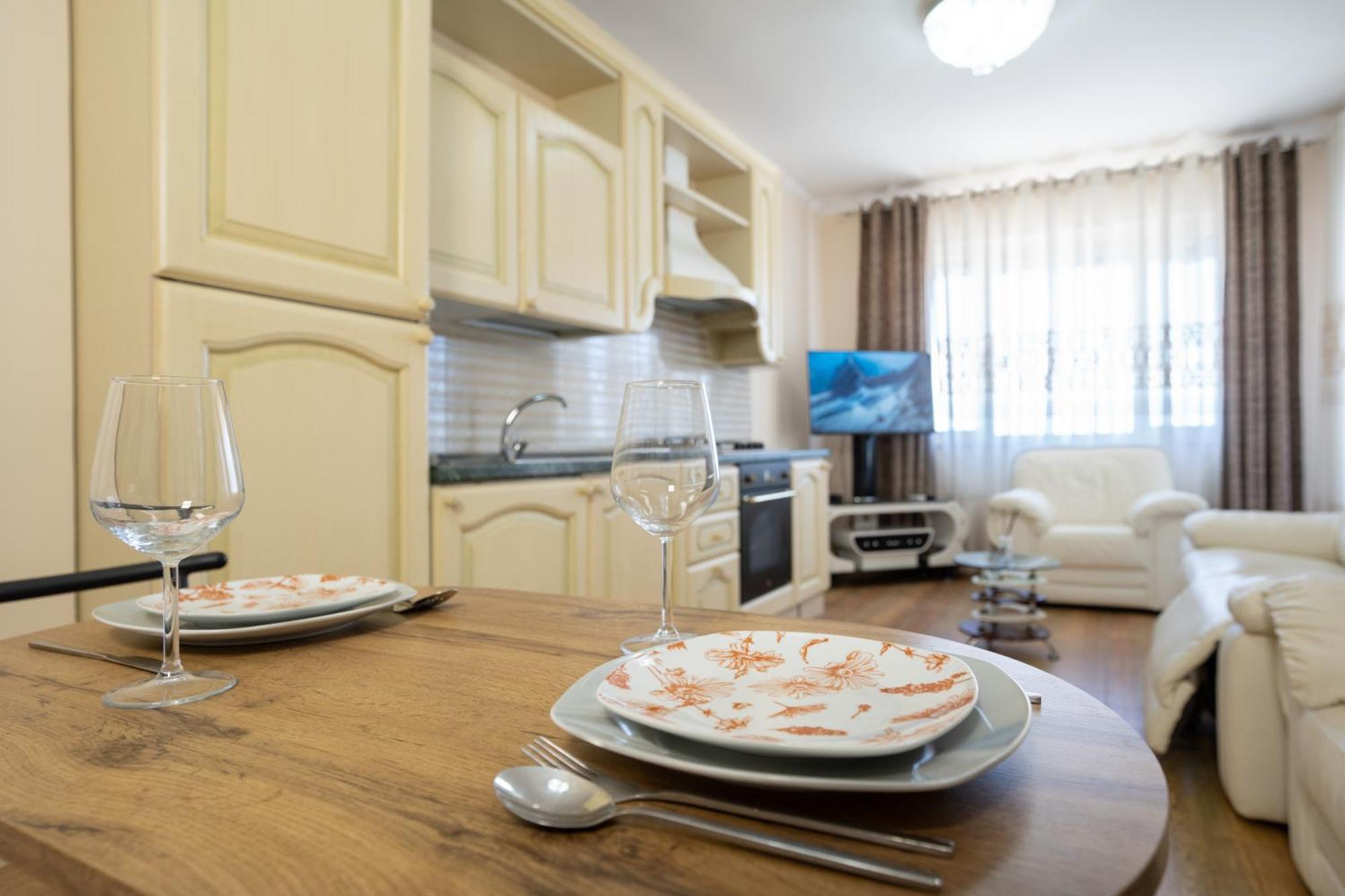 Sea View-Apartment On The Beach - Durrs2 ดูร์เรส ภายนอก รูปภาพ
