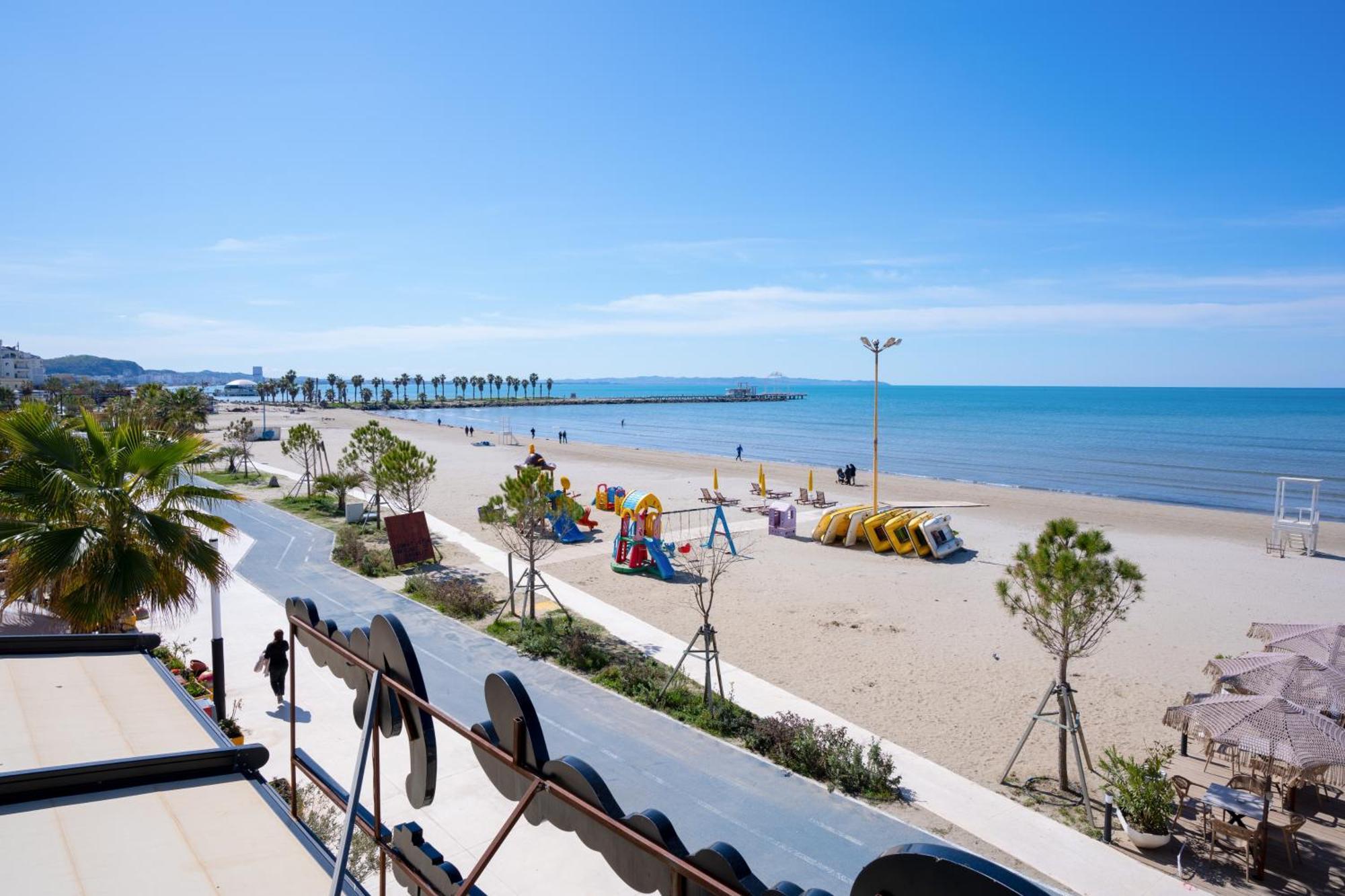 Sea View-Apartment On The Beach - Durrs2 ดูร์เรส ภายนอก รูปภาพ